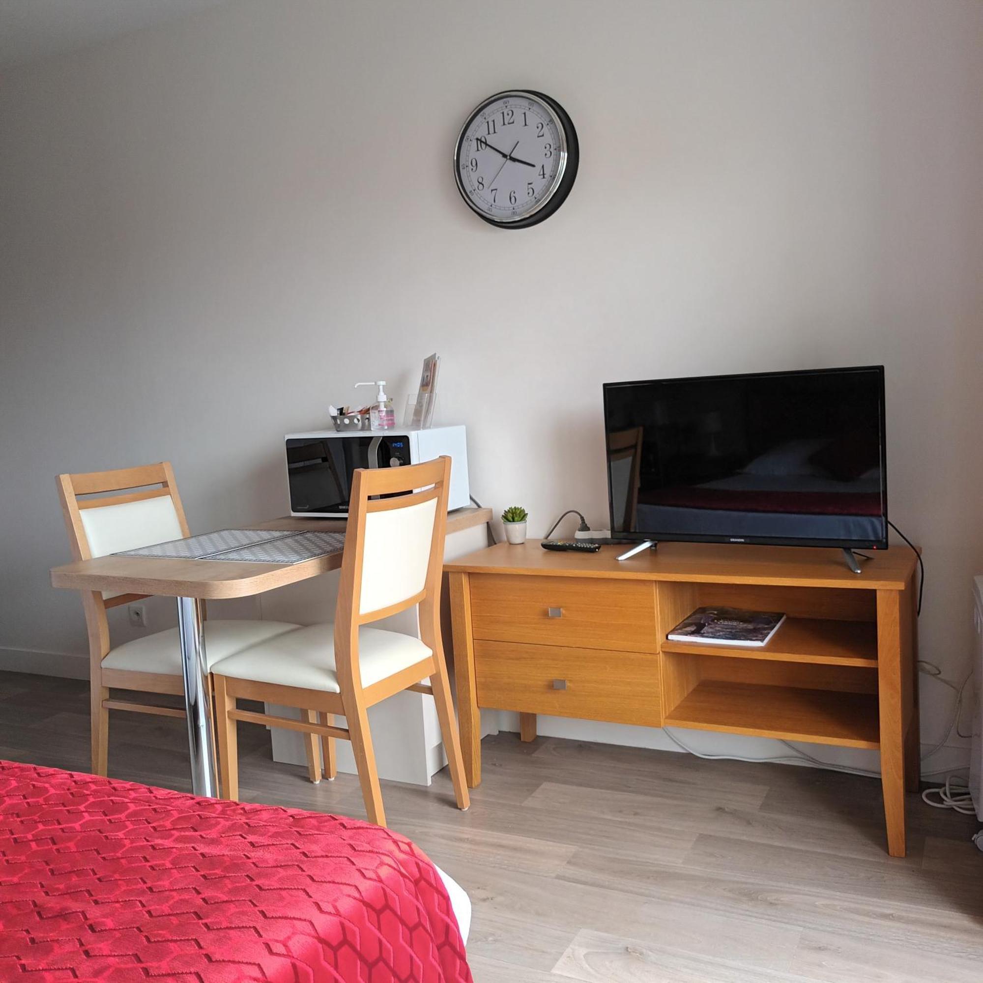 Aparthotel Domitys Le Clos Du Cèdre à Dompierre-sur-Mer Extérieur photo